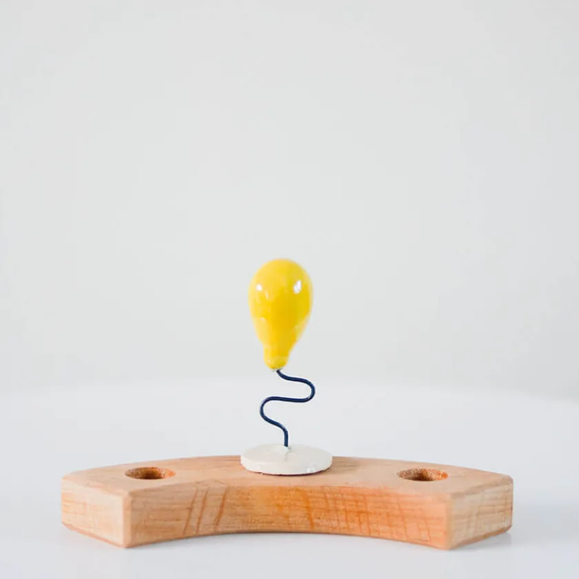 Klein dappertje Gele ballon steker