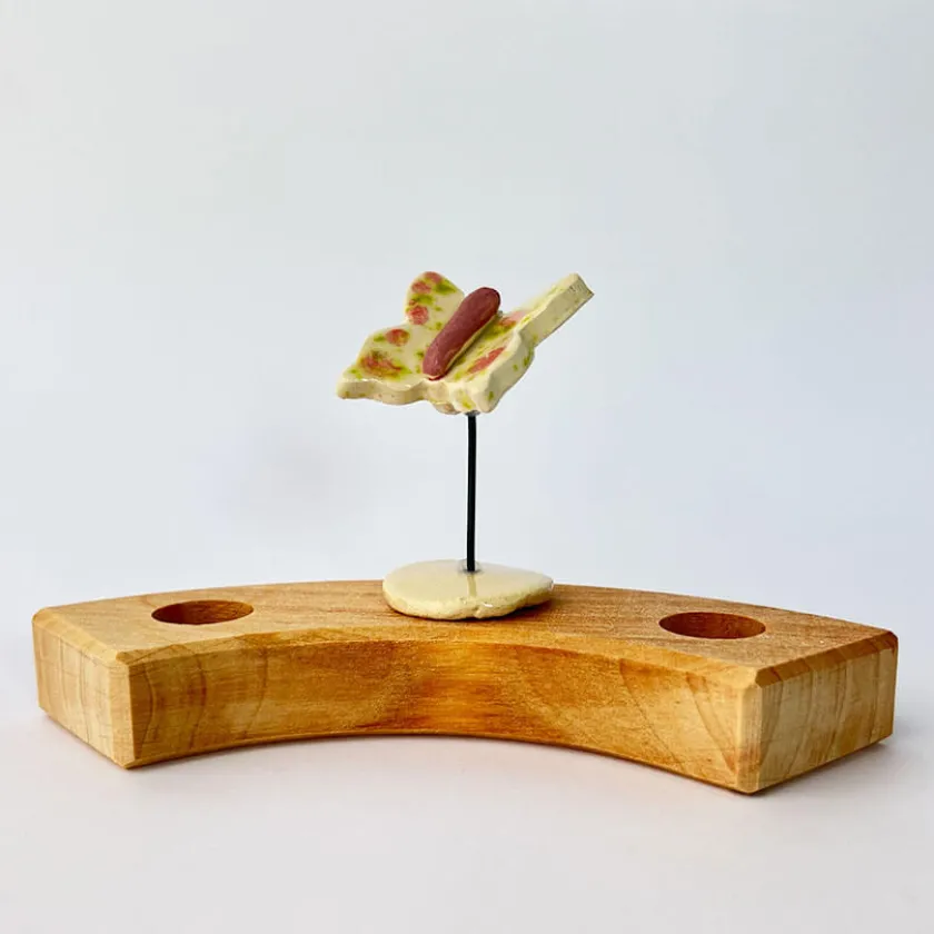 Klein dappertje Vlinder gespikkeld steker roze en groen